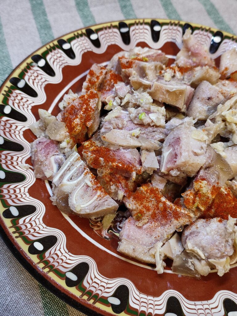 Вкусните свински уши на разсол